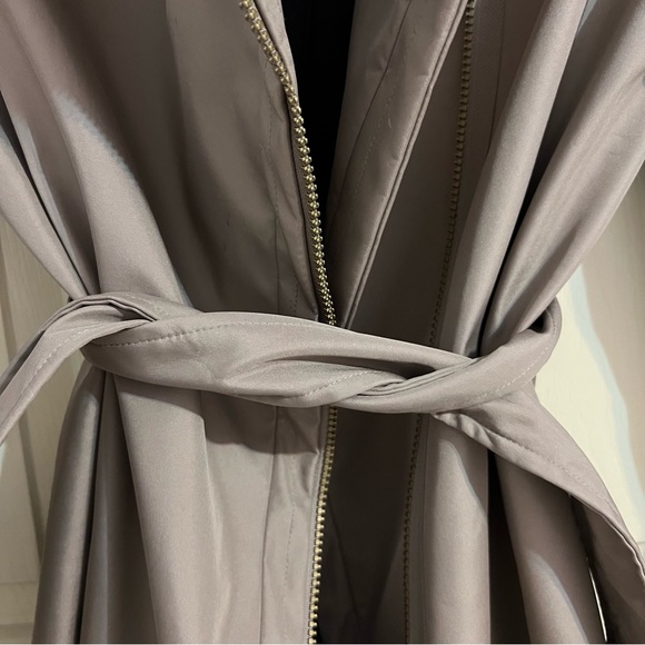 Beige/Brown Trenchcoat - Picture 8 of 8